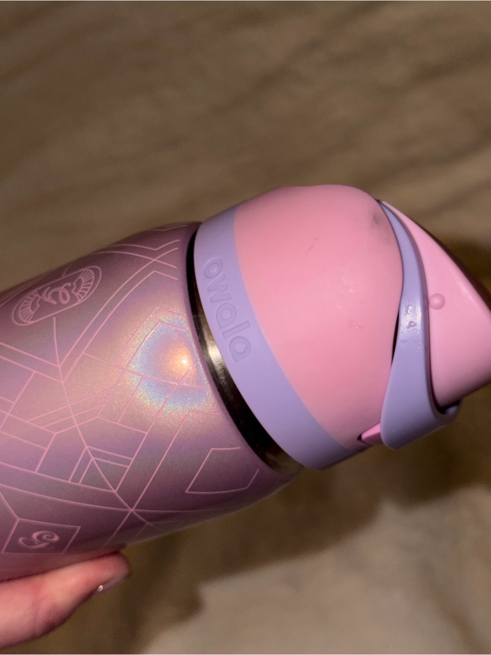 Glinda Pink-Lavender Owala Stainless Water Bottle (Noticeable Dent) - Picture 4 of 6